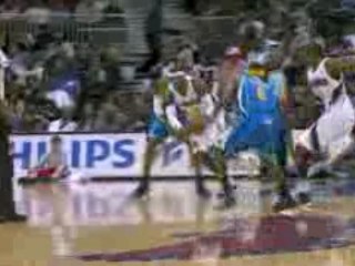 NBA Jamal Crawford almost fakes out the camera man with this