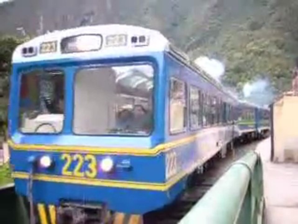 Aguas Calientes, Salida de Tren