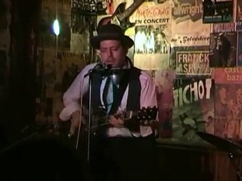 Boogie Matt Weavil plays John Lee Hooker