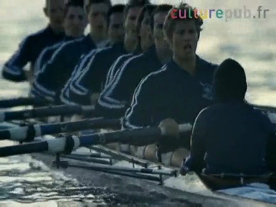 Pub Evian - Les voix de la jeunesse