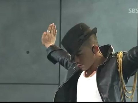 [Live] Tae Yang - Wedding Dress