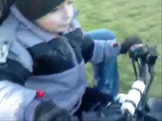 quand maitre yoda apprend à luke skywalker le quad cross