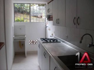 Apartamentos en Envigado Vende Propiedades 1A código PR-1466