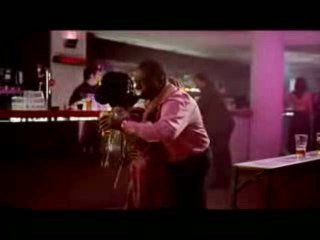 YAPACAK BISI YOK.. BAZI ERKEKLER MAXIMUM BU KADAR ROMANTIK !