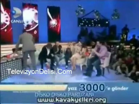 BEYAZ SHOW 'DA YAPILAN ŞAKA,OKANDAN ŞAHANA AMBORGO KOYDURDU