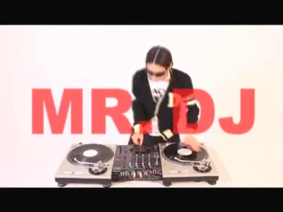 DJ Schedule 1 - 헤이 미스터 디제이 (Feat. 정현) 뮤직비디오