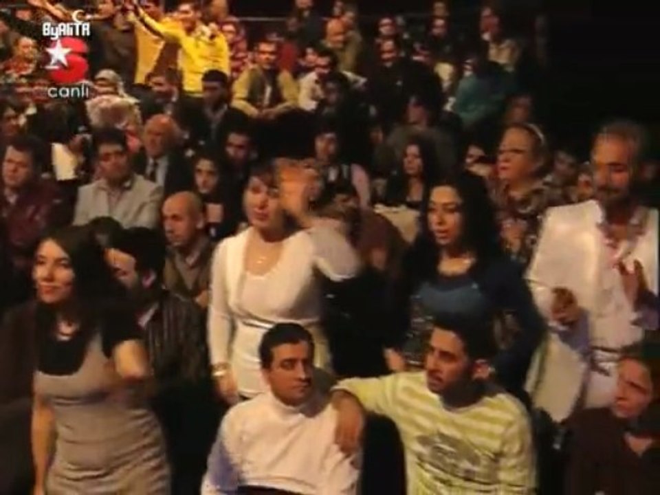 İsmail YK - 9 Mevsim 2009 H.Q [İbo Show/15.11.09]