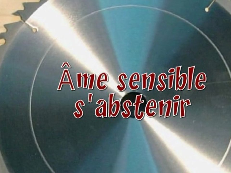 A moitié
