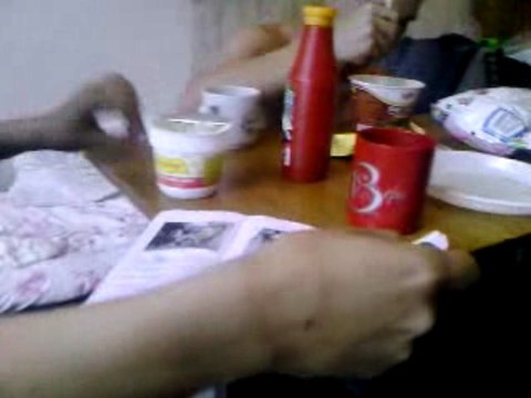 йа и Бомж Пакет