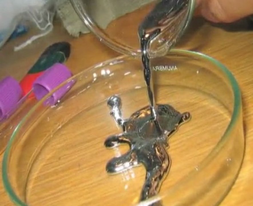 Schweinegrippe-Impfung mit Quecksilber: Gift!