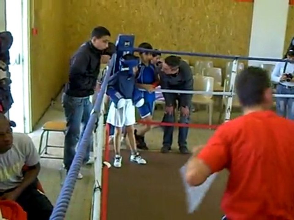 combat Boxe Greg 14-11-09-Pau