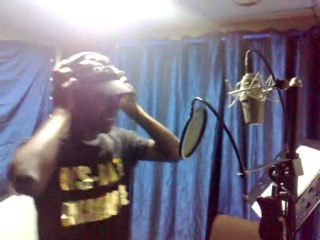 NS-RAJE AU STUDiO C4 A BONDY