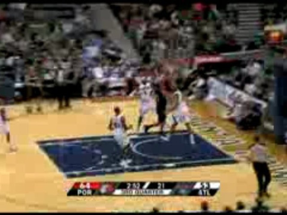 NBA Josh Smith BLOCK Brandon Roy the layup.