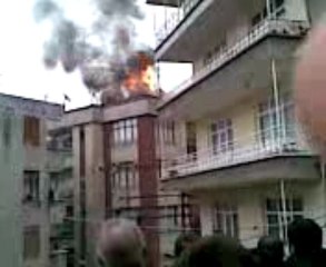 Akçaabat'ta çatıda yangın!