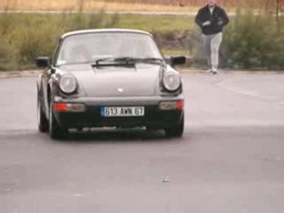 porsche vs kyosho fazer