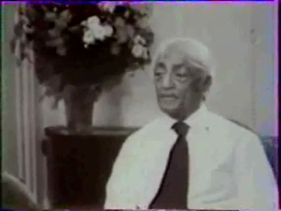 Interview Krishnamurti en Français 1.8