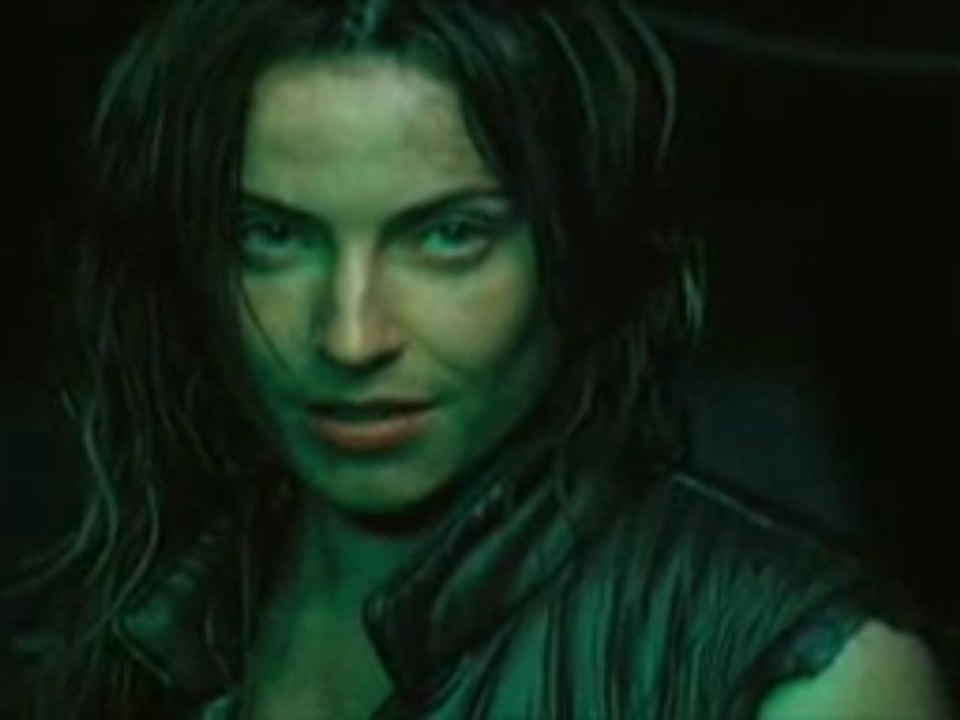Pandorum - Clip Fly the Ship