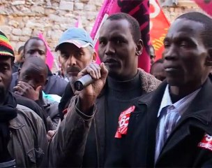 travailleurs sans-papiers en lutte le 13 Nov. à Versailles