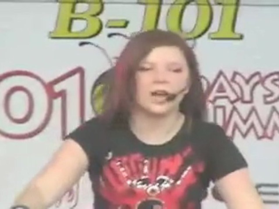 Bianca Taylor Ryan sings a NEW song 'Crush'