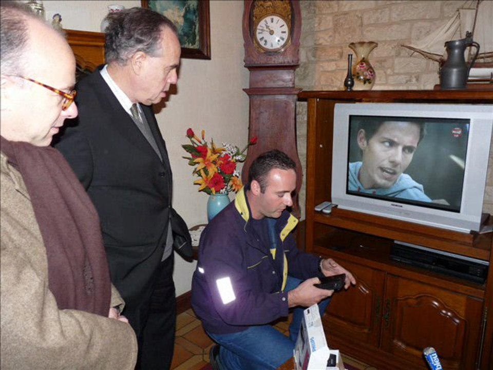 TNT: Mitterand vient lancer la révolution numérique