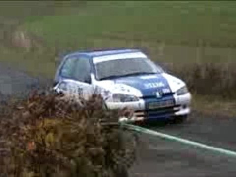 Rallye du cantal 106 S16 N2 PRAT / Molines ES1