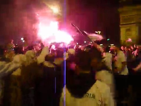 algérie mondial 2010 fête paris champs-élysée (1)