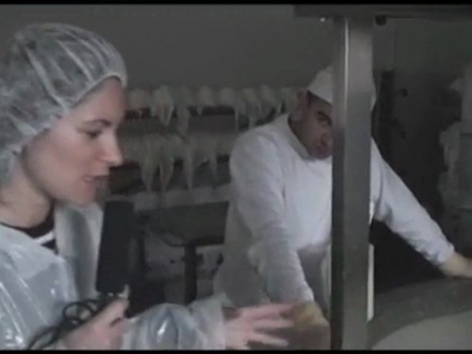Part 2 of our visit to the cheese factory in Casares