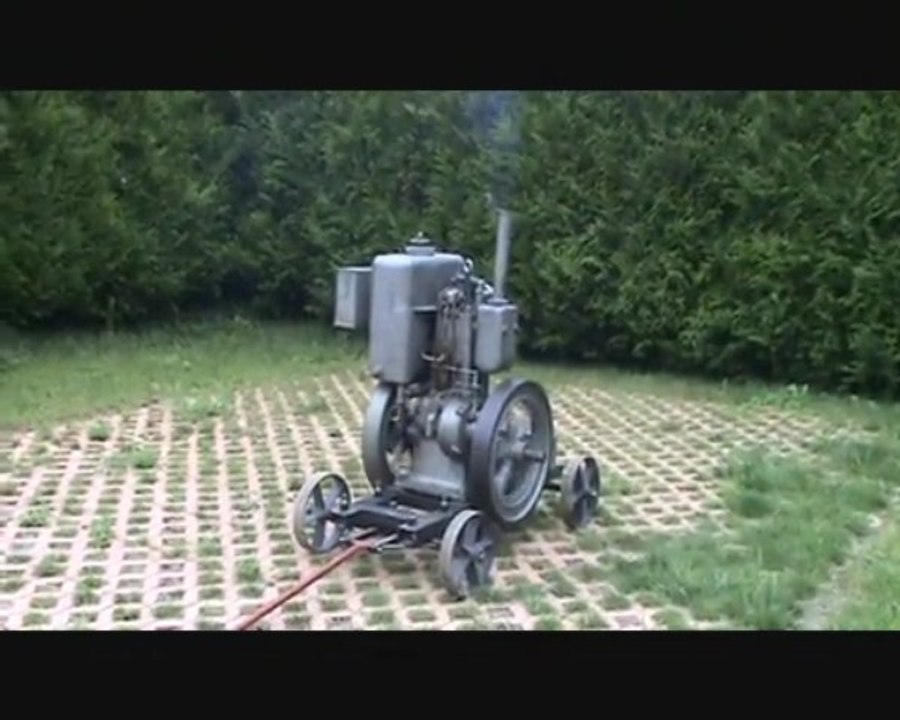 Moteur fixe Triumph / Triumph stationary engine