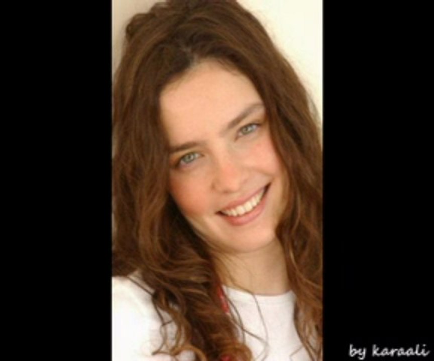 Nil Karaibrahimgil - Aptal Kovboy (www.ineboluda.com)