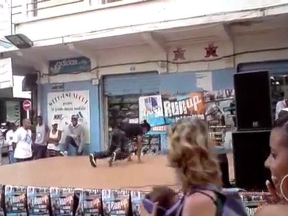 Show de Alexandre à St denis