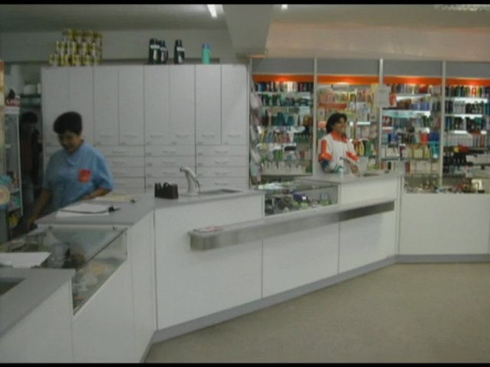 Muebles de Farmacias Bancaria AMEB - Mobilifarma