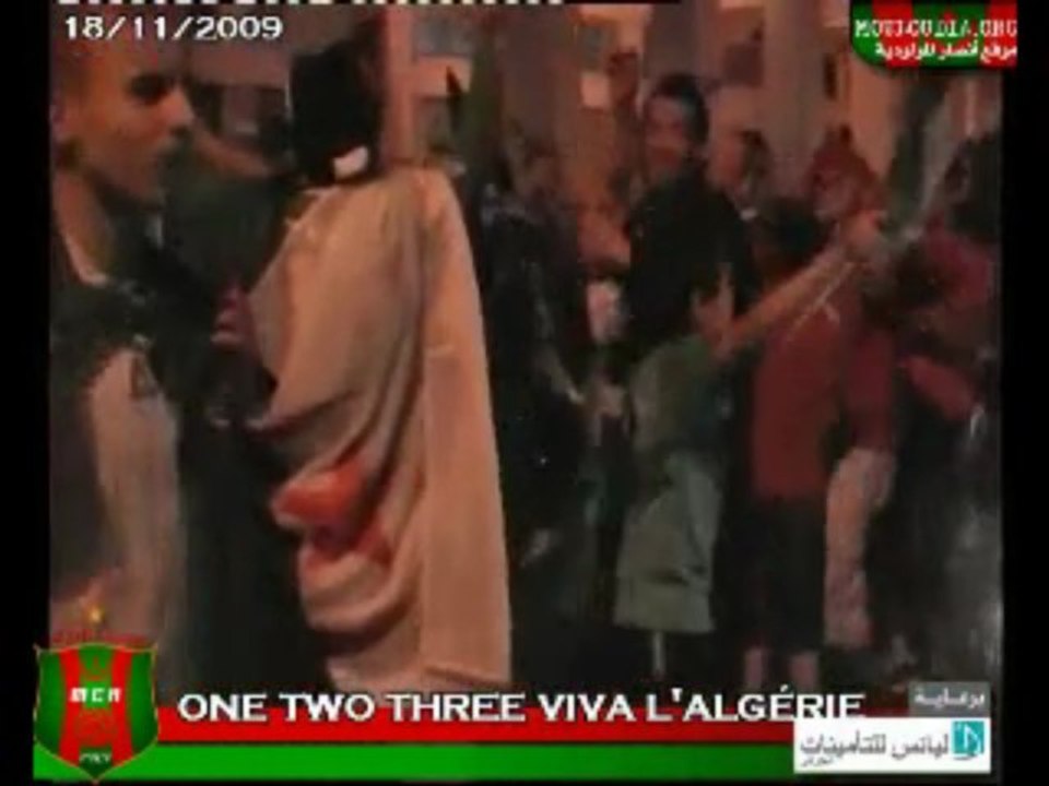 les rues d'Alger défilé qualification à la coupe du monde