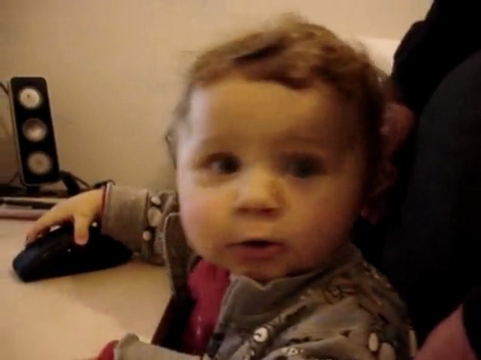 antonin devant le pc