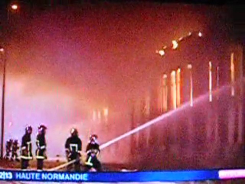 feux d'un hangar  aux havre