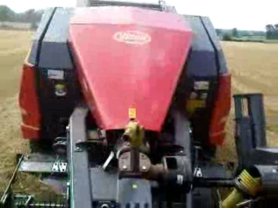 fendt 820 et big vicon lb 1290