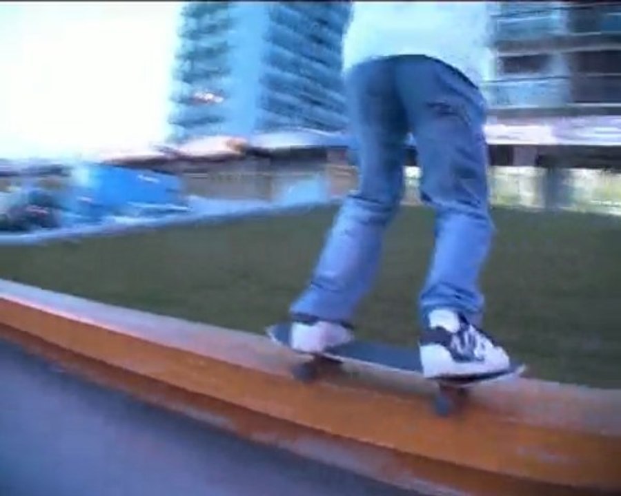 Curling Skate