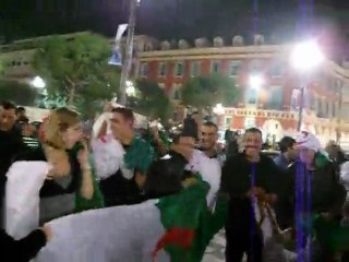 La fête à Nice après la qualif de l'Algérie au Mondial 2010