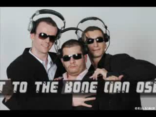 Chris Moody - Work it to the bone