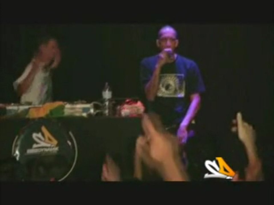 Live  Part 1 - Big Red backing by Sound Dynamik