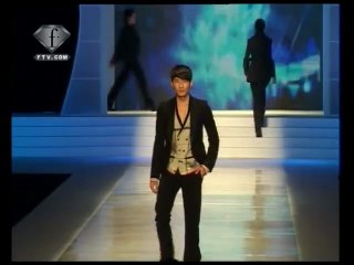 Kohsin Satoh Fashion Show SS 2009 Humen