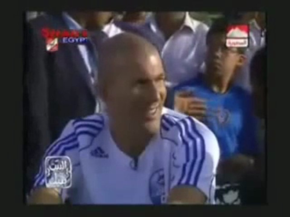 zidane vs journaliste egyptien (Bravo Zizou)