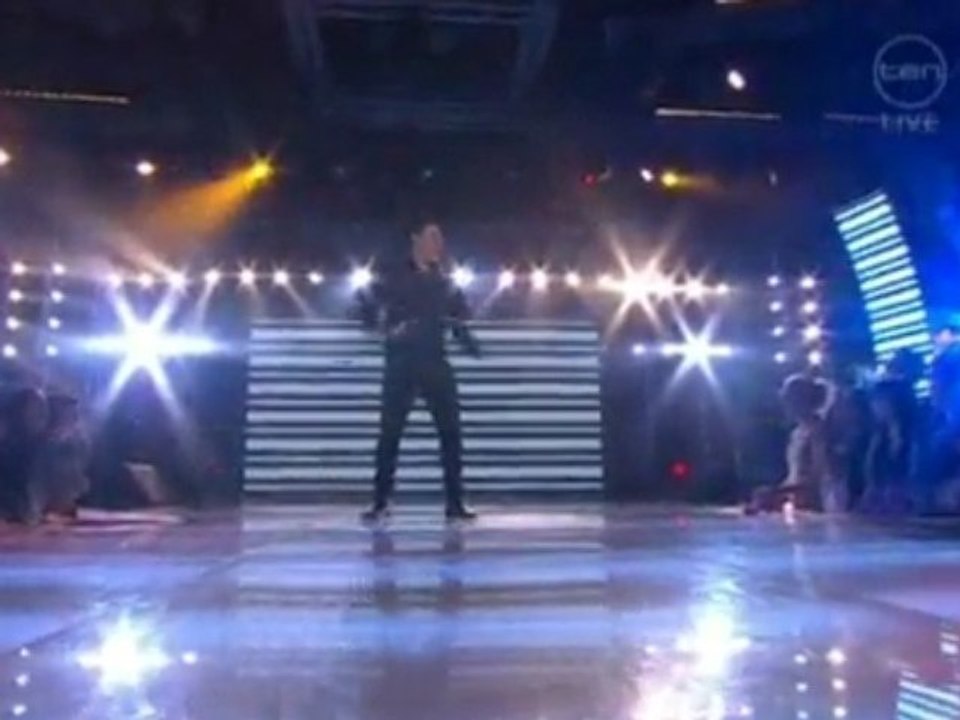 Top 7 - Stan Walker - Single Ladies (Full w Intro+Comments)