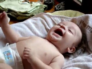 Clément fou rire avec papa novembre 2009