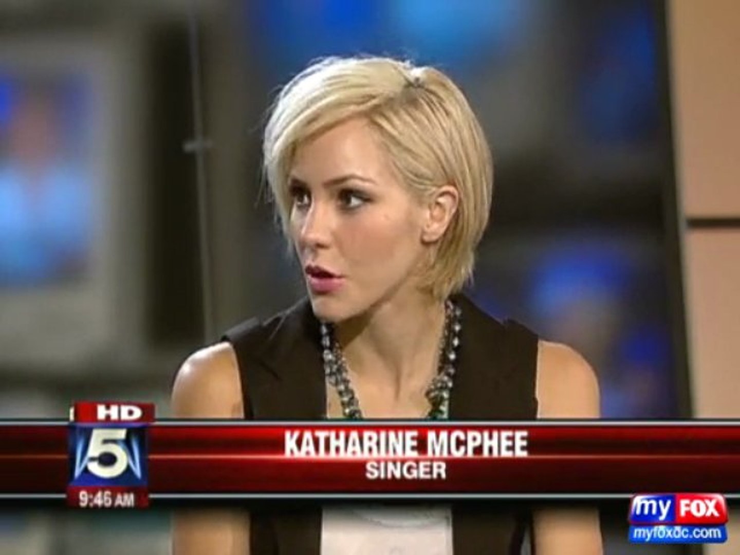 Katharine McPhee's New Haircut - video Dailymotion