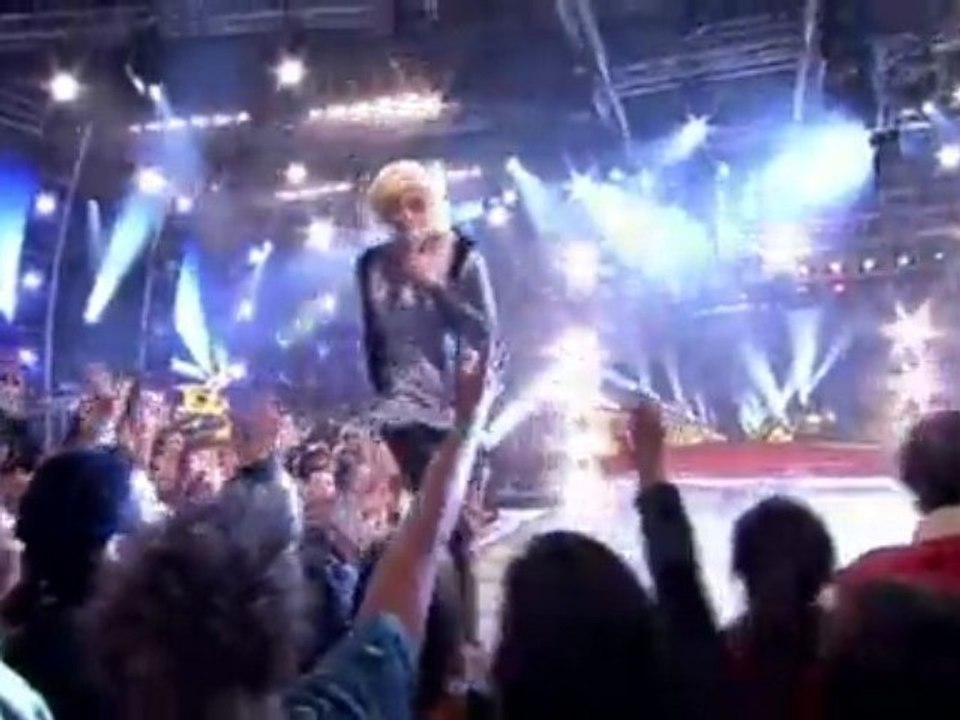 Top 9 - Girls On Film (Show Opener) Australian Idol 2009