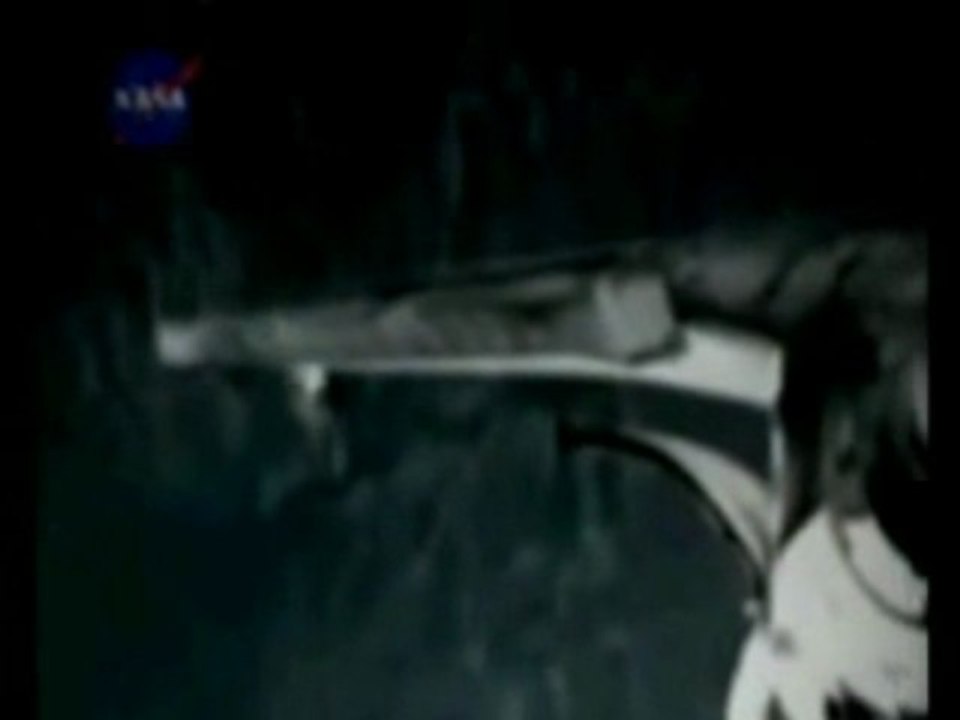 2 ufos filmed space shuttle sts 126 by nasa