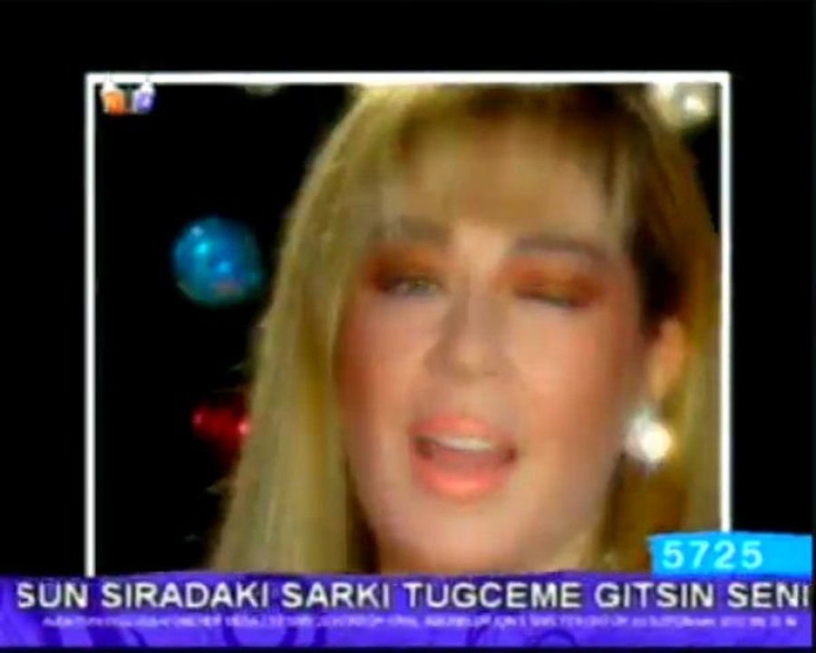 Zerrin Özer-OTUZBESE BAKLA video klip KRAL TV nostalji 2009