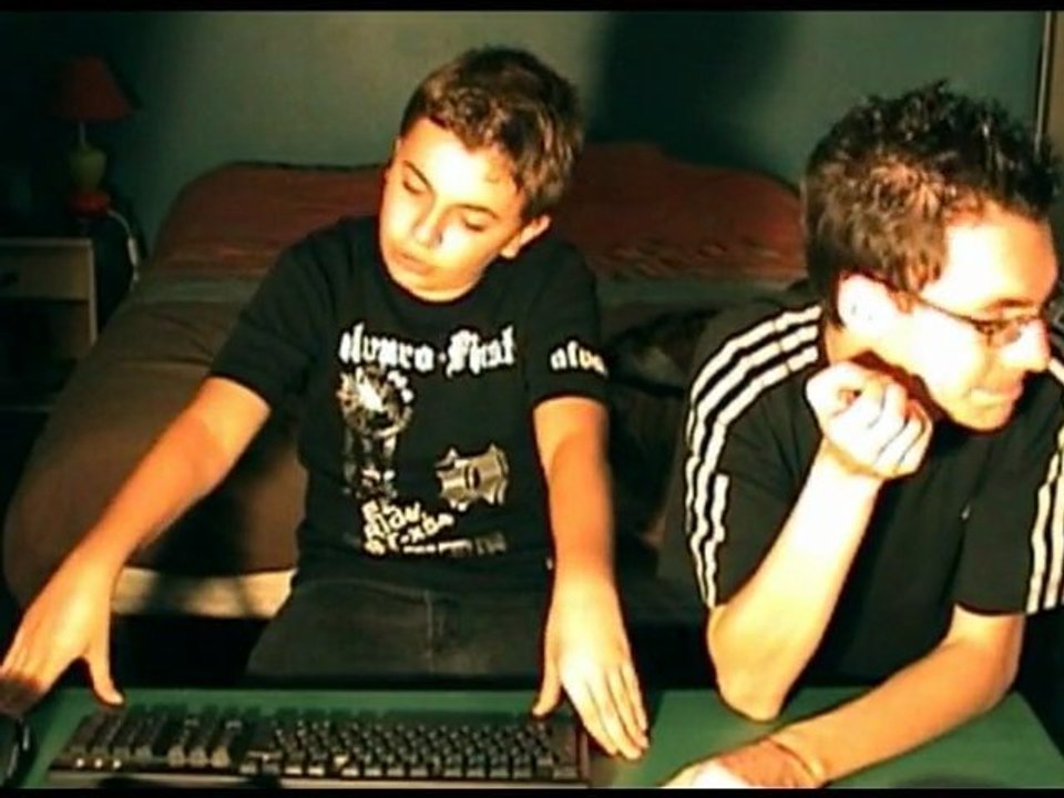 Geek Brothers 3 : Arnaque (2009)