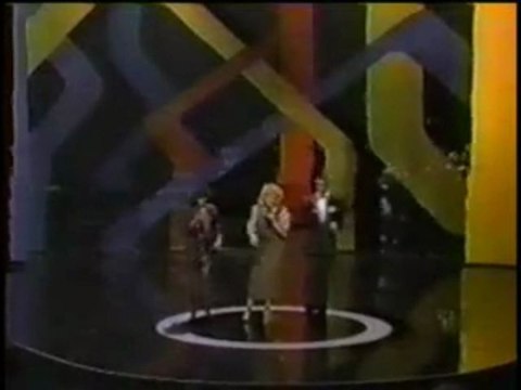 Whitney Houston performs at the 1988 AMA's