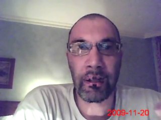 ‫رسالة من مصري الى كل المصريين والجزائريين‬‎